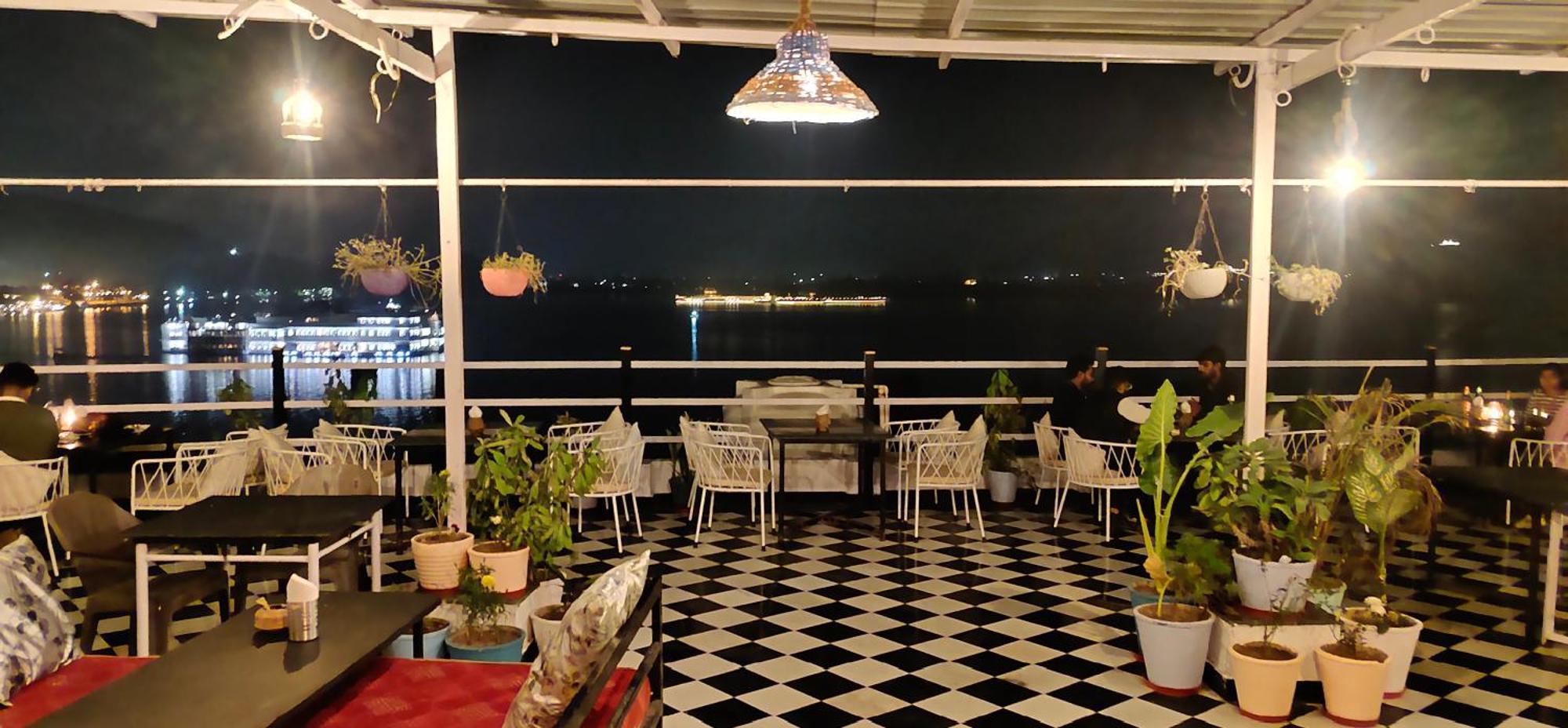 Hotel Lake Star Udajpur Exteriér fotografie