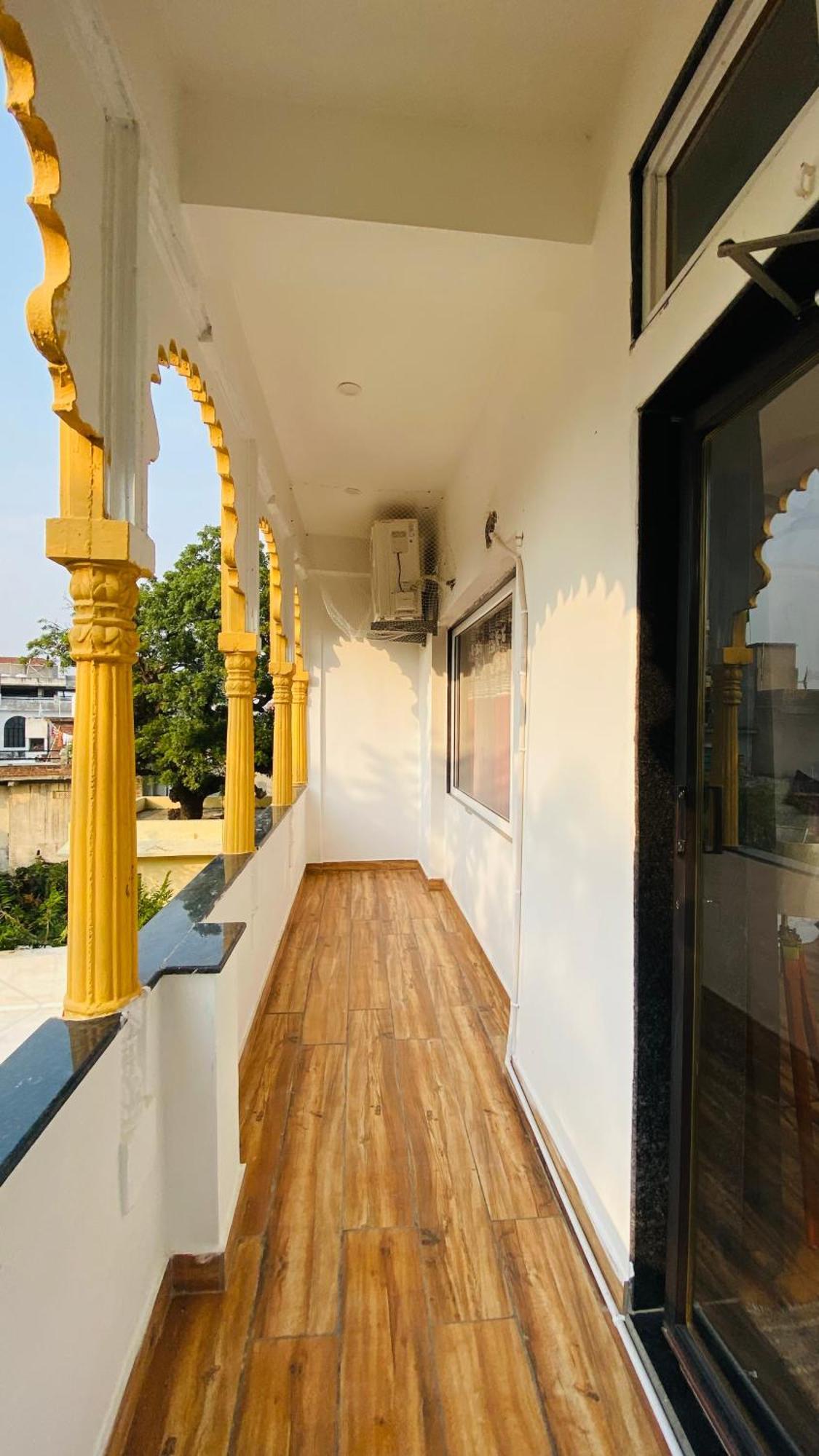 Hotel Lake Star Udajpur Exteriér fotografie